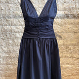 VESTIDO MIDI FRANZIDO FRENTE E COSTAS DETALHE