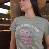 T SHIRT BOOTS PINK