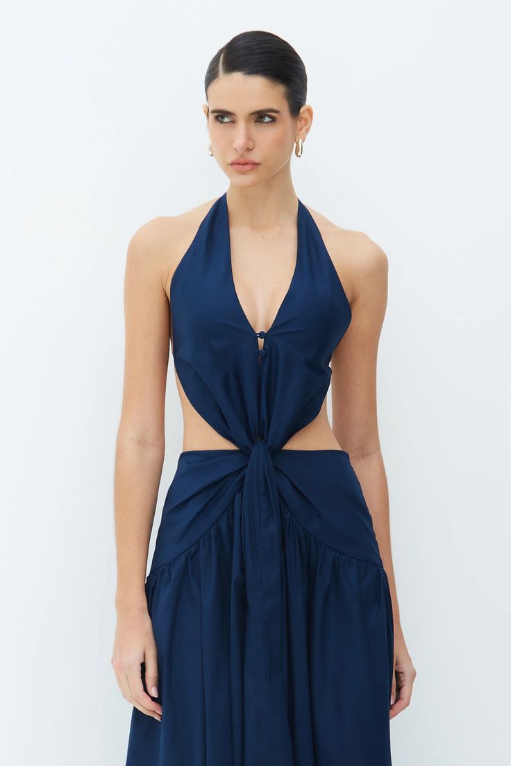 VESTIDO MIDI FRENTE UNICA TORÇÃO FRONTAL