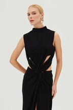 VESTIDO MIDI COM TORCAO FRONTAL E ABERTURA COSTAS PRETO PP