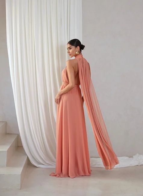 VESTIDO FESTA COM CALDA