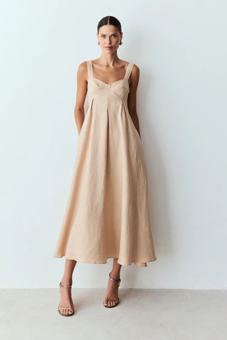 VESTIDO MIDI COM PREGAS COSTAS ABERTAS E AMARRAÇÃO