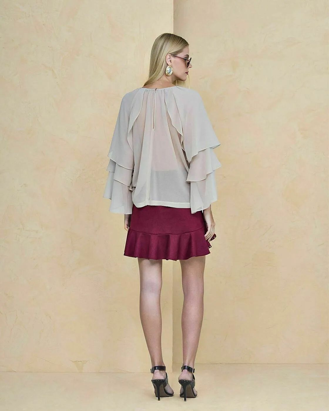MINISSAIA SUEDE BORDADA