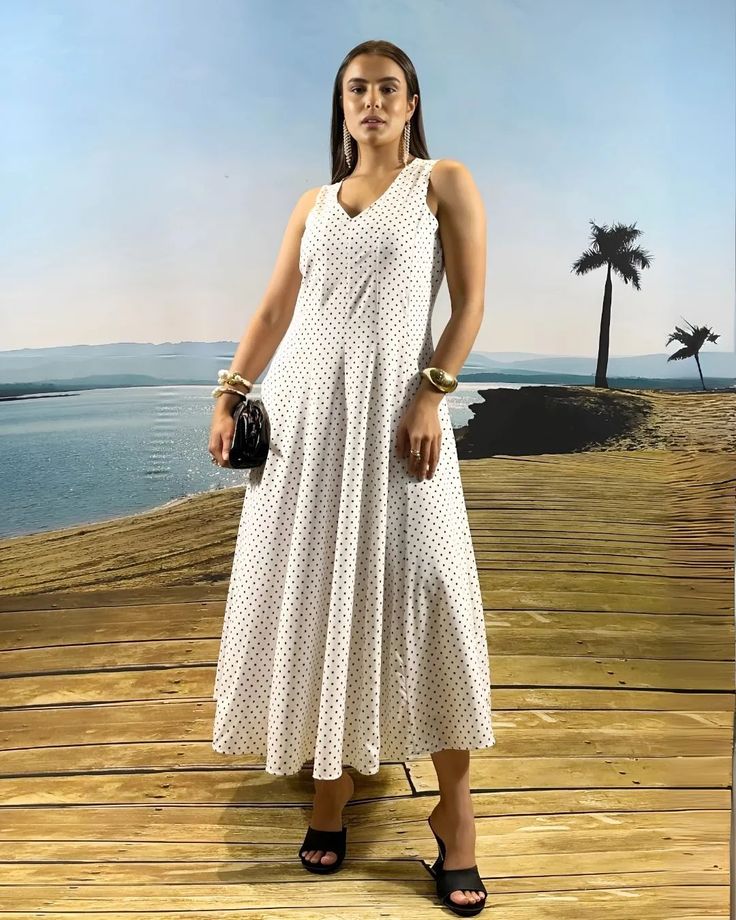 VESTIDO NESGA FORRADO