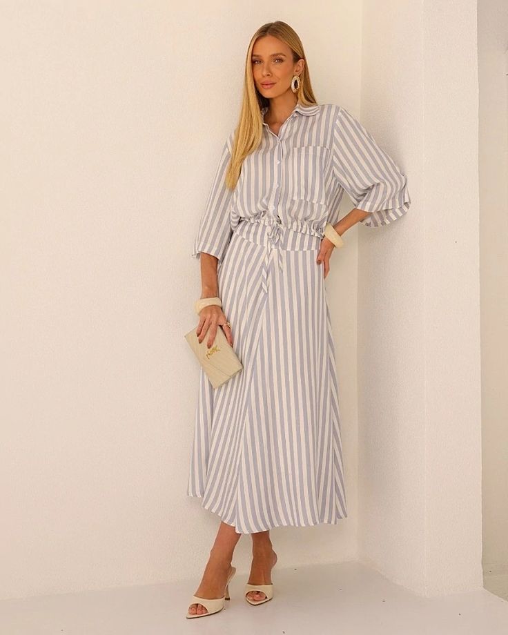 CONJ. CAMISA E SAIA EVASE MIDI LISTRADA