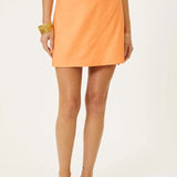 SHORT SAIA CURTO ALFAIATARIA COM ABERTURA LATERAL