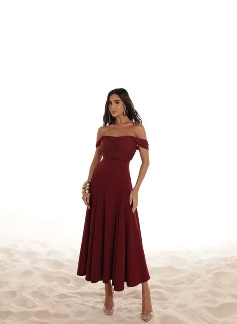 Vestido Saia Evasê Com Tule