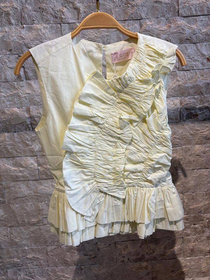 BLUSA TRICOLINE COM BABADOS