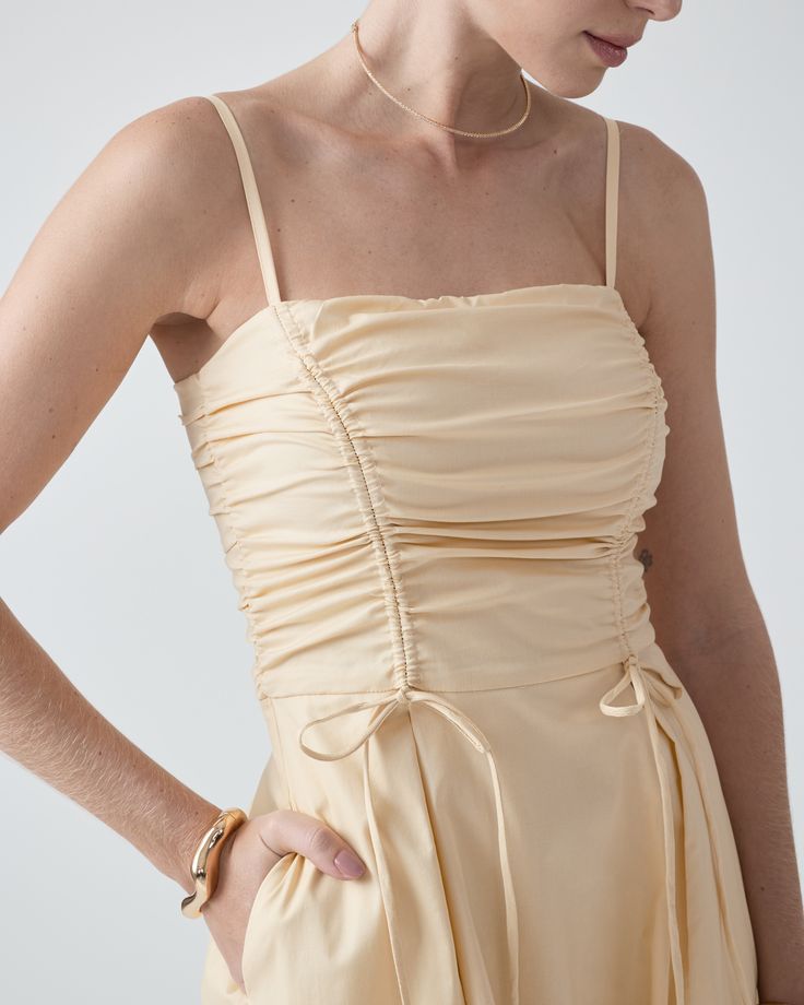 VESTIDO CECI