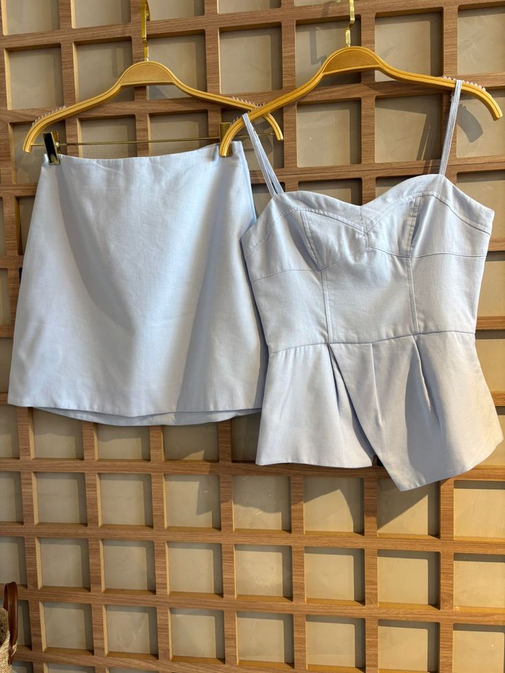 CONJ BLUSA E SAIA DE LINHO