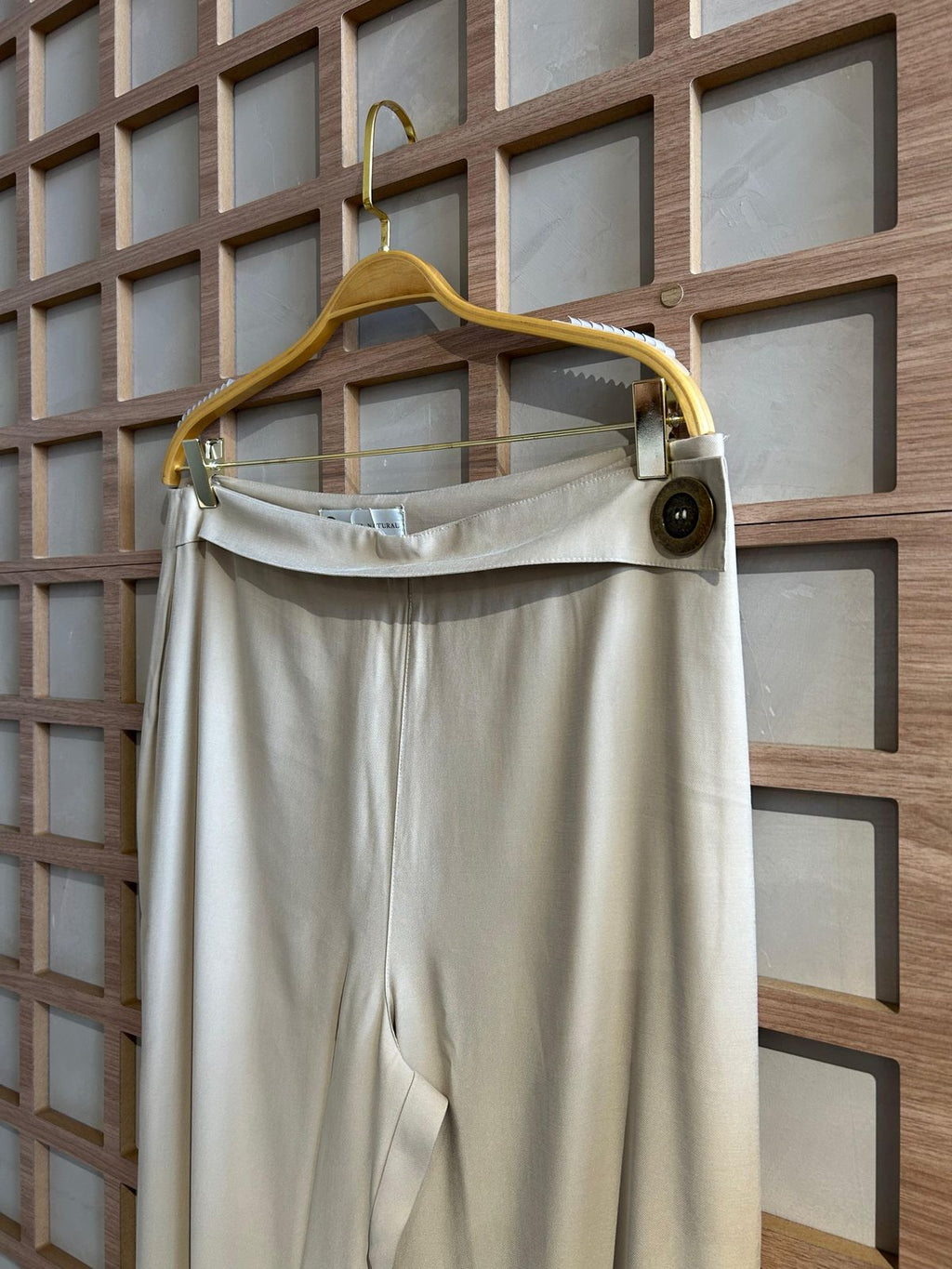 CALÇA BOTÃO