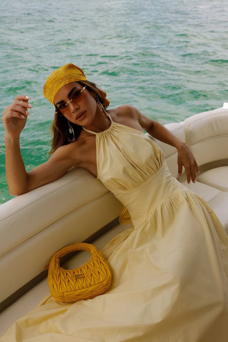 VESTIDO MIDI AMARRAÇÃO COSTAS E PESCOÇO