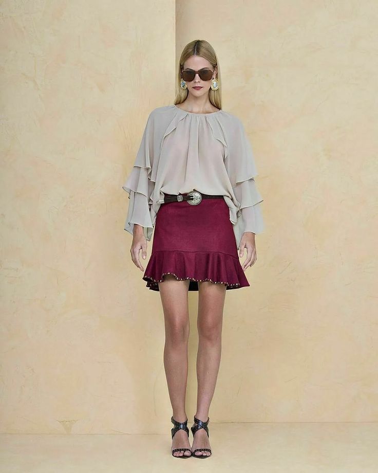 MINISSAIA SUEDE BORDADA