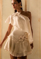 SAIA CURTA COM FLORES