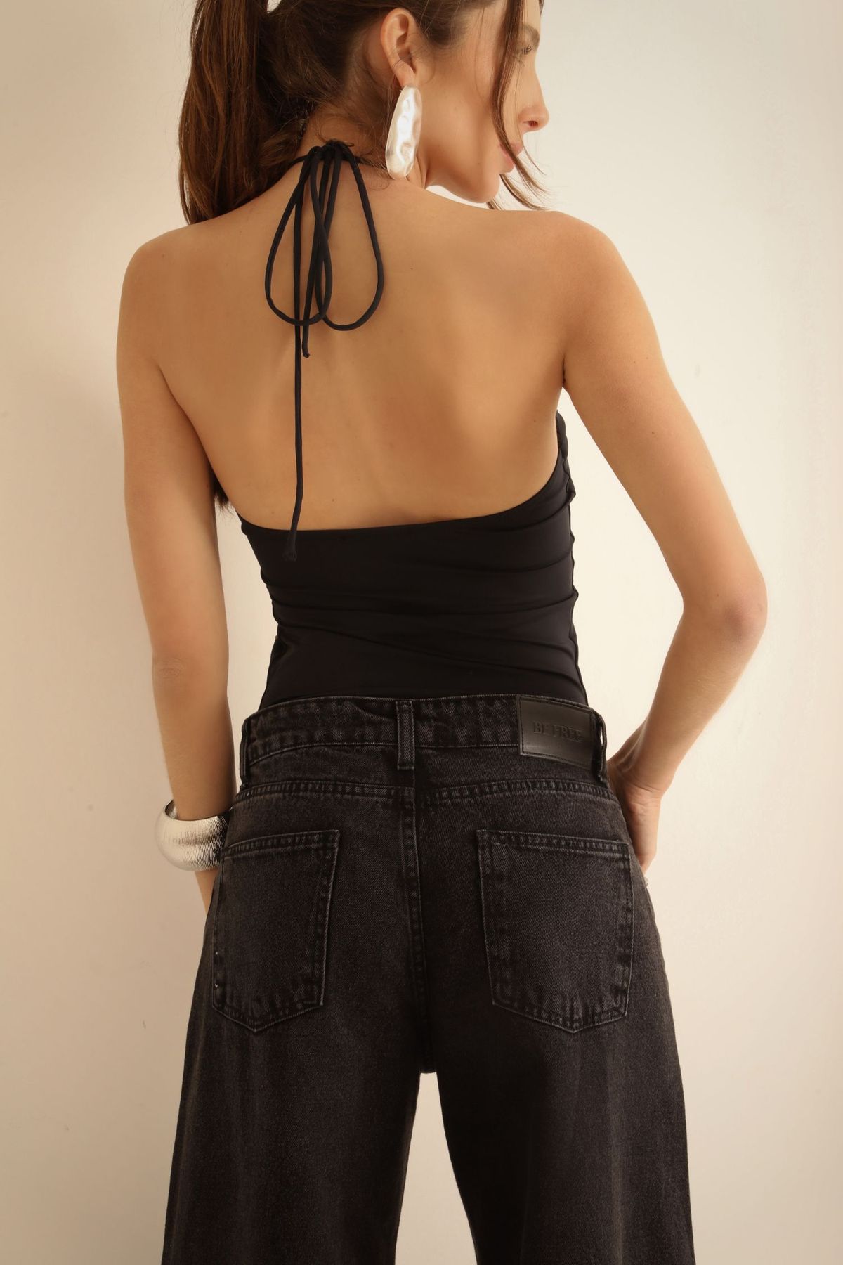 BODY SAMIRA COM APLICAÇÃO